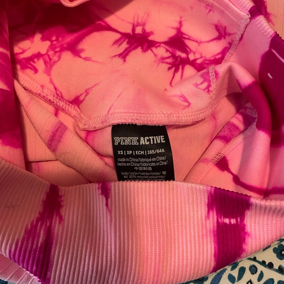 PINK Victoria's Secret Tie-Dye Leggings and Sports Bra Set - Pink and Purple - Picture 6 of 6